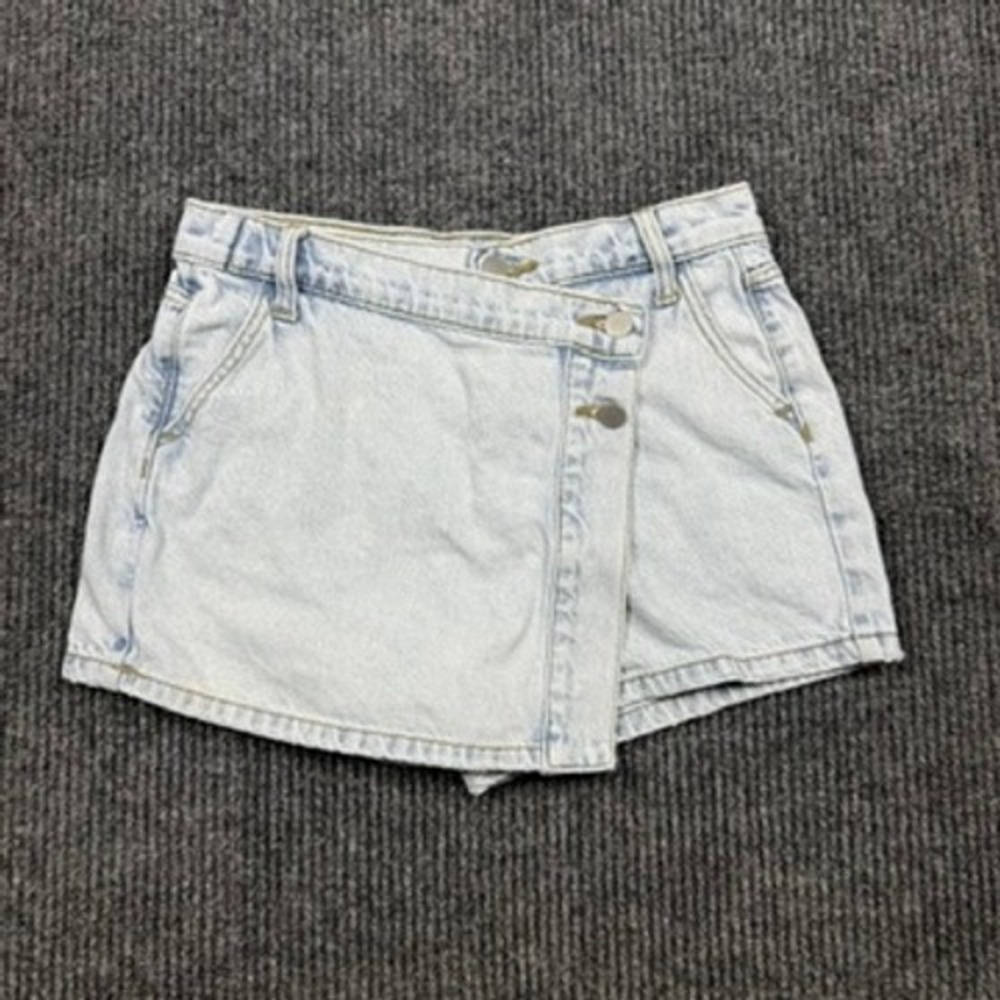Altar'd State Light Wash Denim Asymmetrical Crossover Skort SP-S7428SL XS
